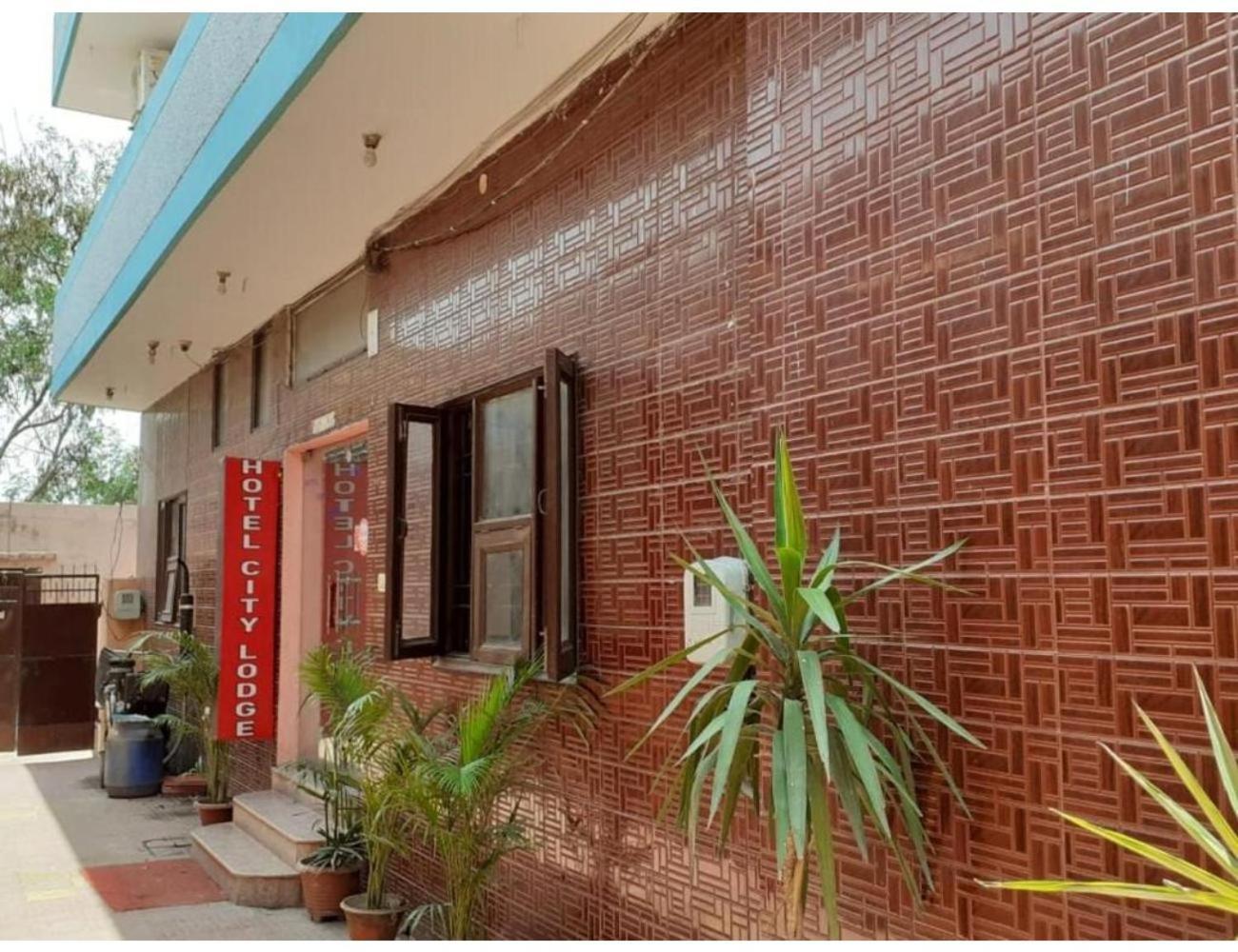 Hotel City Lodge , Chandigarh Exterior photo